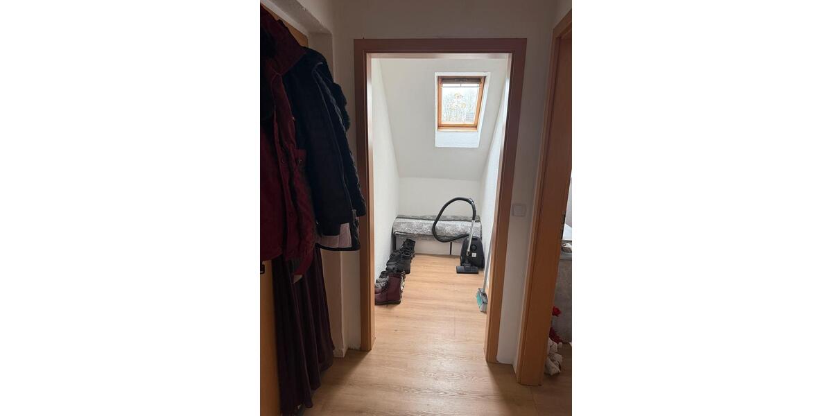 Dachgeschoßwohnung Herne Wanne - 2.5 Zimmer, 47 m&sup2;, 330&euro; | Angebot:25612739