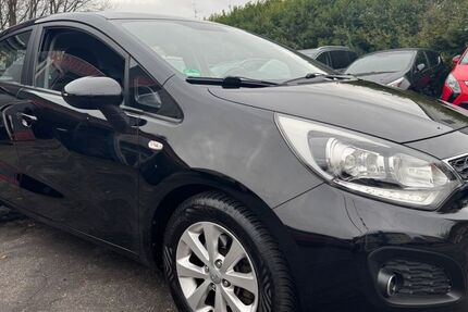 Kia Rio 175.000 km 5.200 &euro; essen 45359