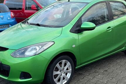 Mazda 2 90.922 km 4.490 &euro; Recklinghausen 45665