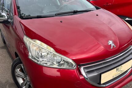 Peugeot 208 155.000 km 4.900 &euro; ESSEN 45326