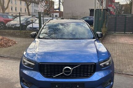 Volvo XC40 153.000 km 20.450 € Gelsenkirchen 45889