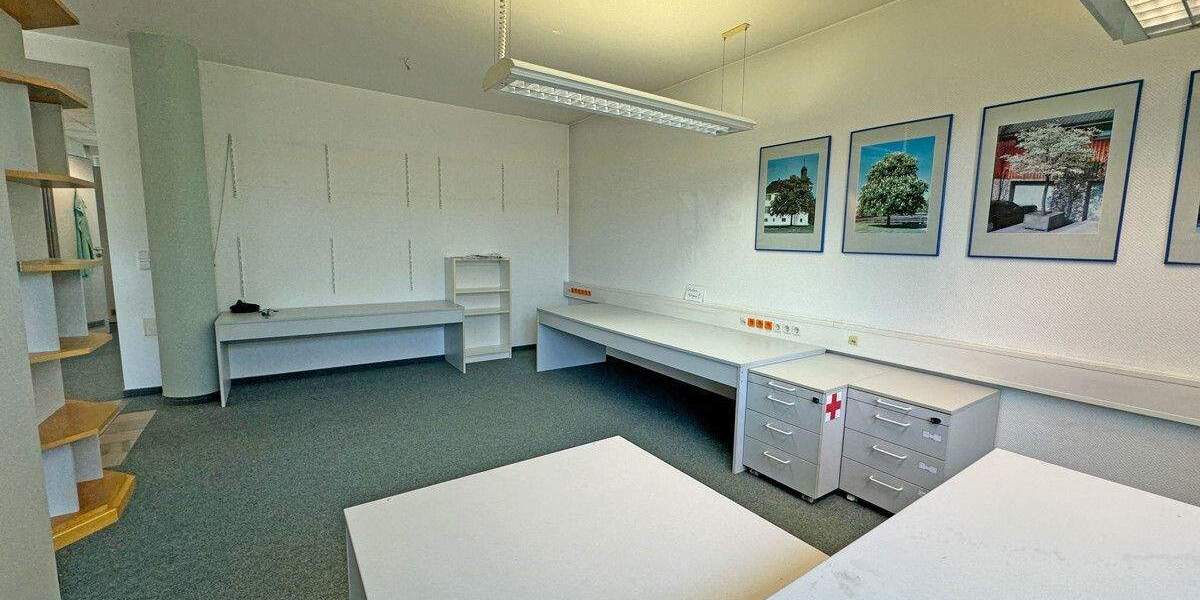 Gewerbeobjekt Voerde Holthausen - 7 Zimmer, 140 m&sup2;, 390.000&euro; | Angebot:25154929