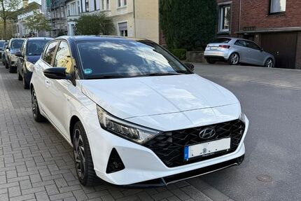 Hyundai i20 34.500 km 17.100 &euro; Recklinghausen 45657