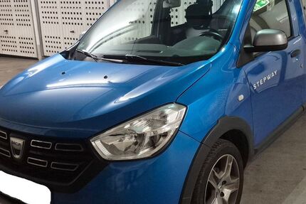 Dacia Dokker 169.500 km 7.999 &euro; Dortmund 44143