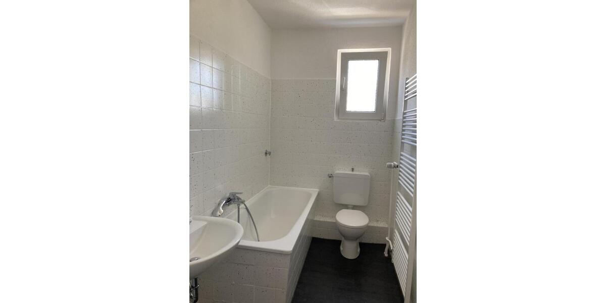 Erdgeschoßwohnung Gelsenkirchen Gelsenkirchen-Mitte - 3.5 Zimmer, 57 m&sup2;, 380&euro; | Angebot:26042966