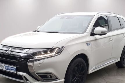Mitsubishi Plug-in Hybrid Outlander 28.945 km 25.370 &euro; Essen 45145