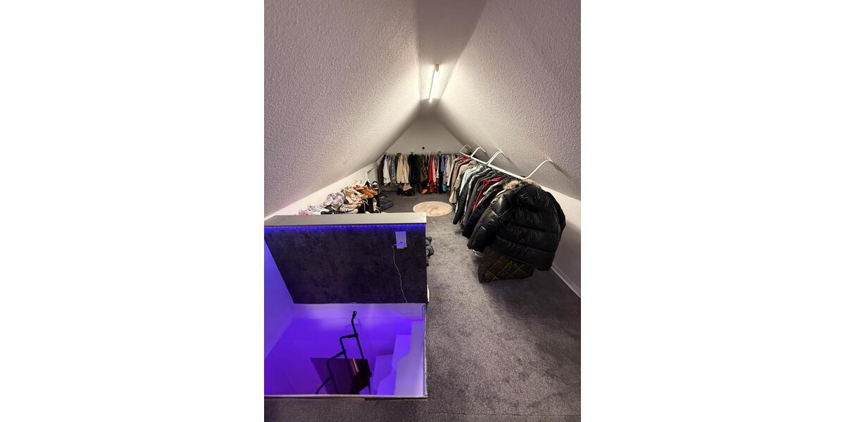 Dachgeschoßwohnung Herten - 4 Zimmer, 82 m&sup2;, 580&euro; | Angebot:26321206