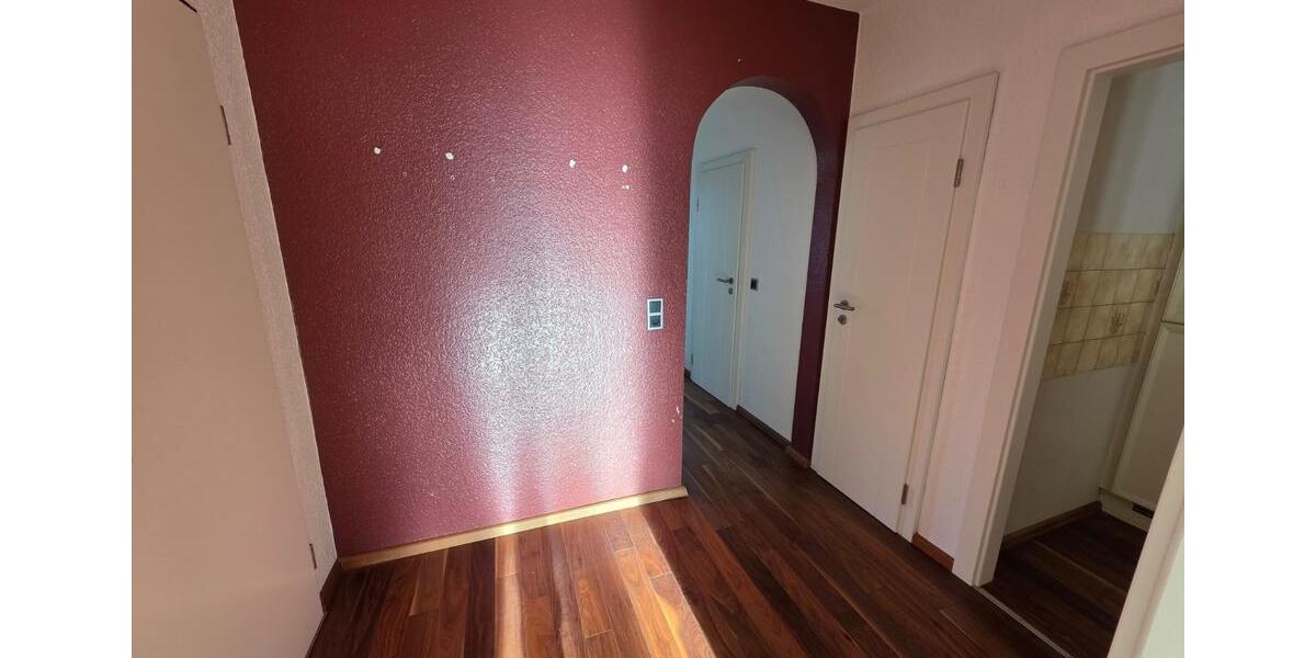 3 Zimmerwohnung mit 2 Balkonen und Garage 3 zimmer