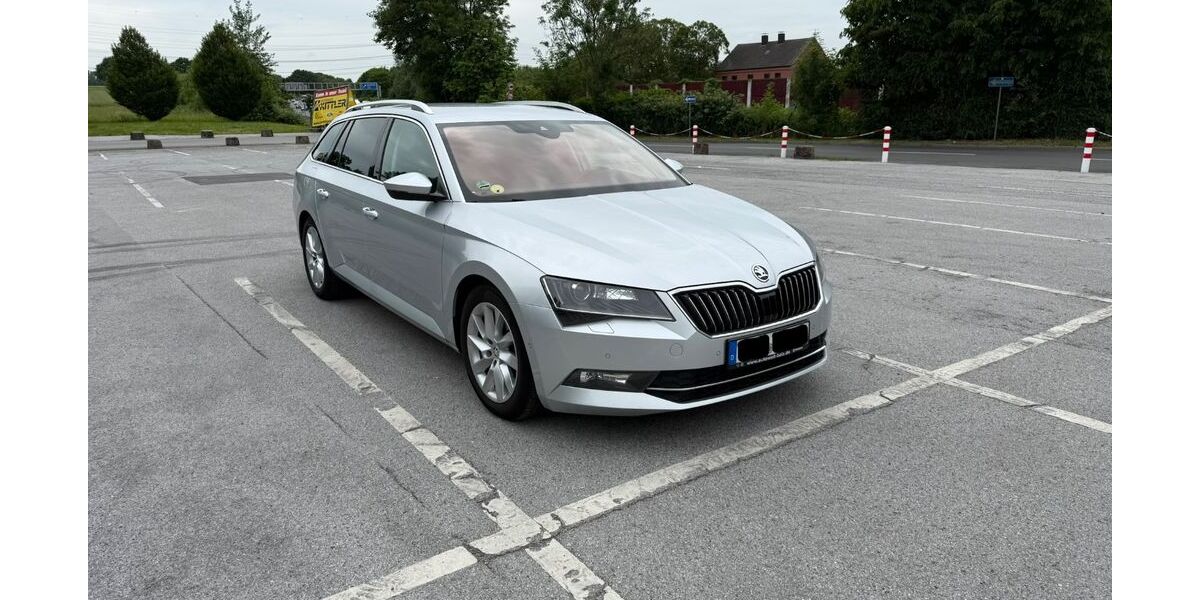 Skoda Superb 150.000 km 17.000 &euro; Bochum 44866