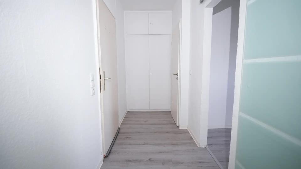 Dachgeschoßwohnung Hattingen - 1 Zimmer, 33 m&sup2;, 400&euro; | Angebot:26130716