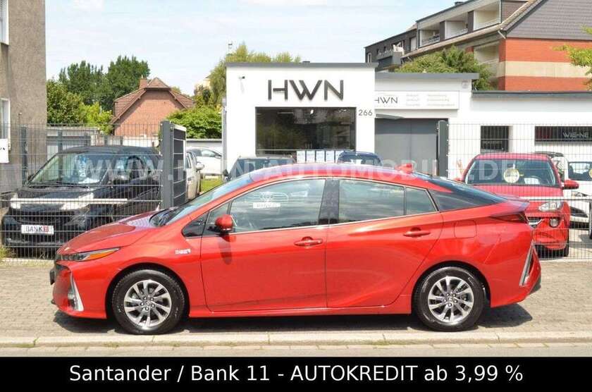 Toyota Prius 5.600 km 21.990 € Recklinghausen 45661