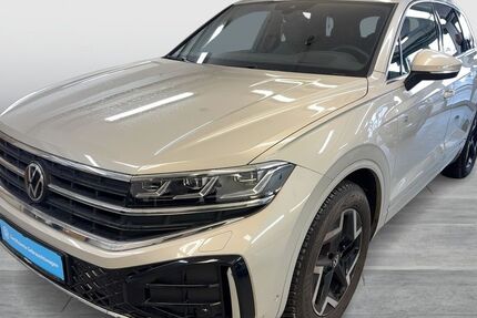 VW Touareg 7.562 km 64.888 &euro; Dortmund 44141