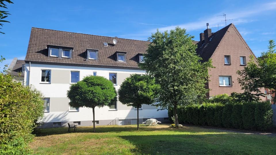 Sanierte Wohnung · 1.OG · Bezugsfertig · für 1 bis 2 Personen 2 zimmer