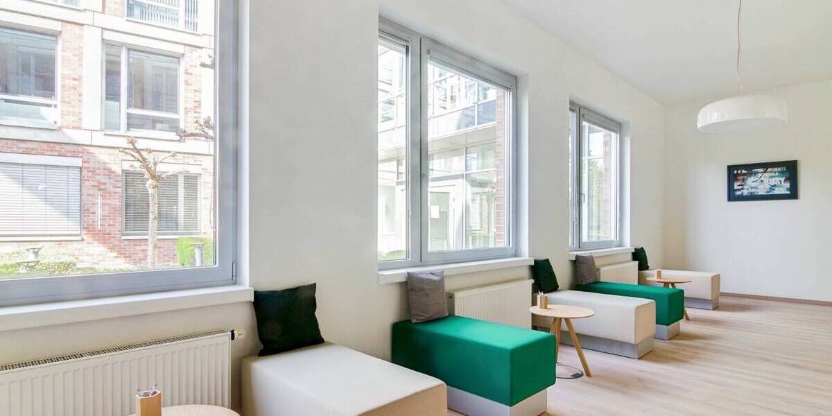 All-inclusive-Zugang zu professionellen Büroräumen für 5 Personen 30 sqm in Regus Centro zimmer