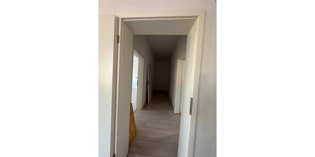 Etagenwohnung Gladbeck Brauck - 3.5 Zimmer, 90 m&sup2;, 950&euro; | Angebot:25382884