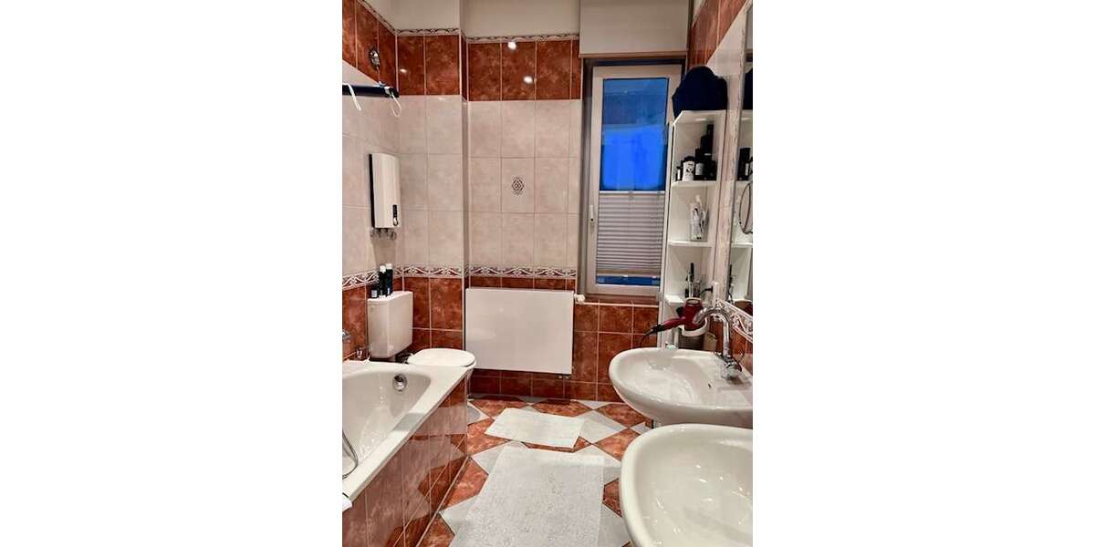 Wohnung zum Mieten in Castrop-Rauxel 1.150 € 130 m² 5 zimmer