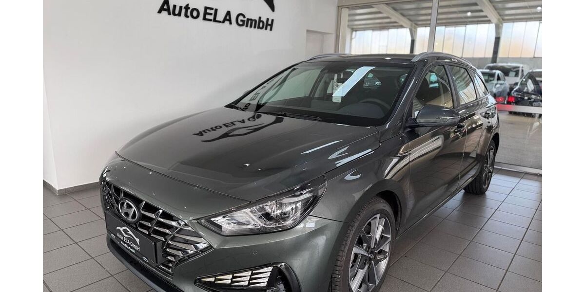 Hyundai i30 5.000 km 17.990 &euro; Heiligenhaus 42579