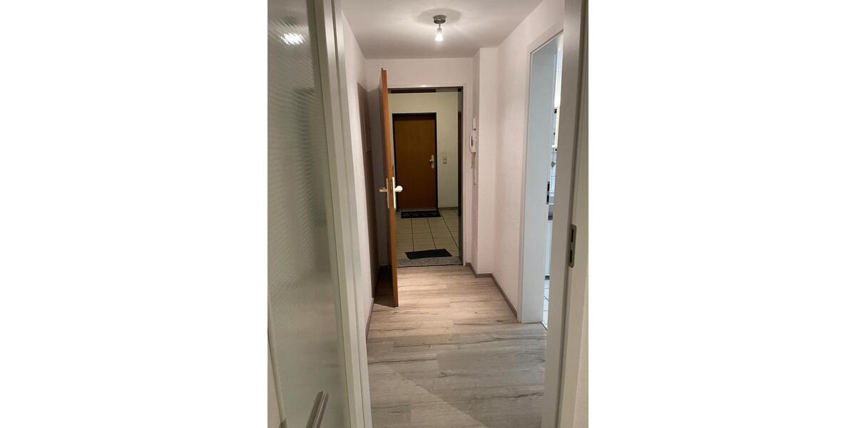 1-Zimmer-Wohnung mit Balkon & EBK in Velbert-Neviges – von privat 1 zimmer