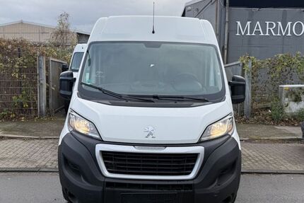 Peugeot Boxer 212.000 km 9.700 € Essen 45143