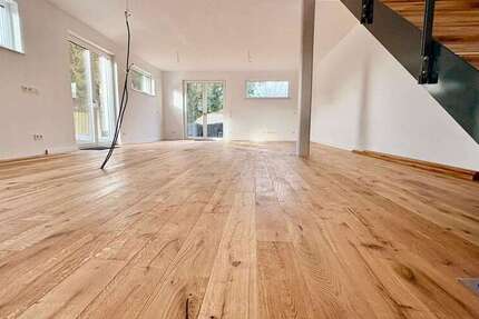 Haus zum Mieten in Wuppertal 2.700 € 150 m² 5 zimmer