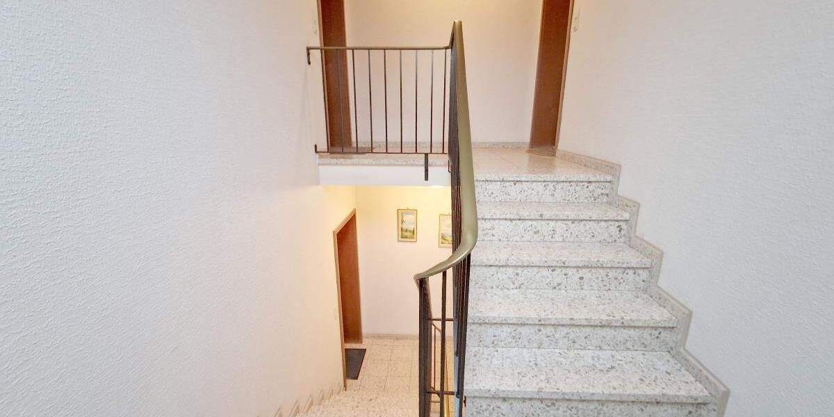 Etagenwohnung Bottrop Eigen - 2 Zimmer, 64 m&sup2;, 165.000&euro; | Angebot:24689893