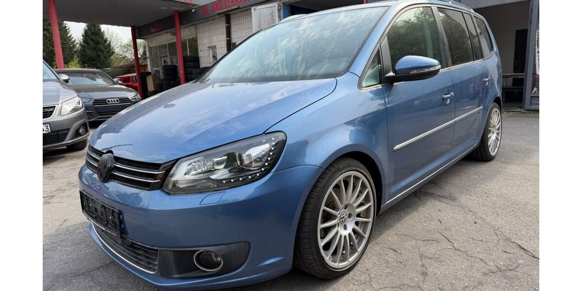 VW Touran 129.000 km 8.900 &euro; essen 45359