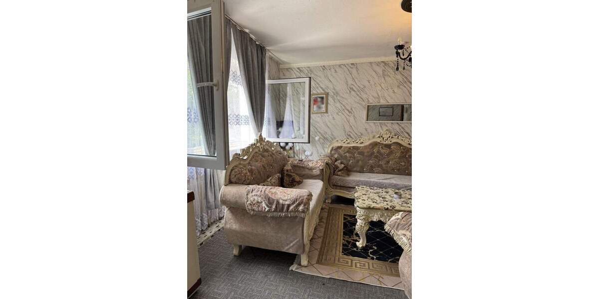 2 Eigentumswohnungen mit Garagen und Garten 5 zimmer