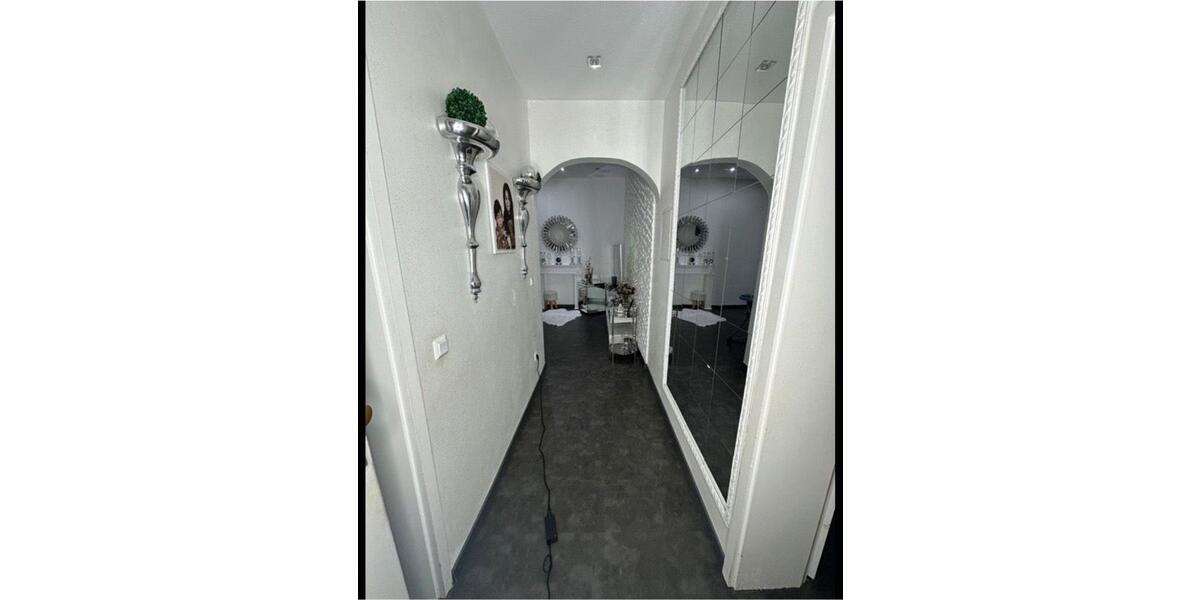 Mehrfamilienhaus in Horst – Kapitalanlage! Zentrale Lage 16 zimmer