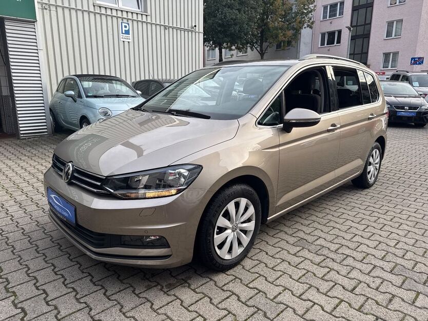 VW Touran 116.639 km 19.490 € Wuppertal 42285