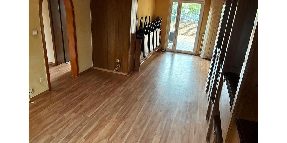 Doppelhaushälfte Dinslaken Hiesfeld - 10 Zimmer, 80 m&sup2;, 375.000&euro; | Angebot:27437891