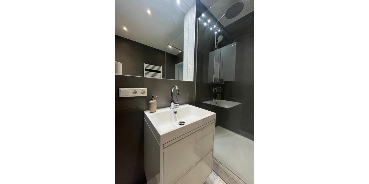 Etagenwohnung Duisburg Ruhrort - 3 Zimmer, 57 m&sup2;, 135.000&euro; | Angebot:25641546