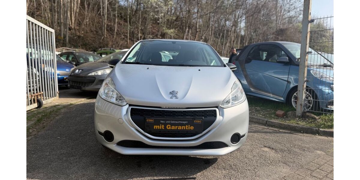 Peugeot 208 103.149 km 4.000 &euro; Essen 45145