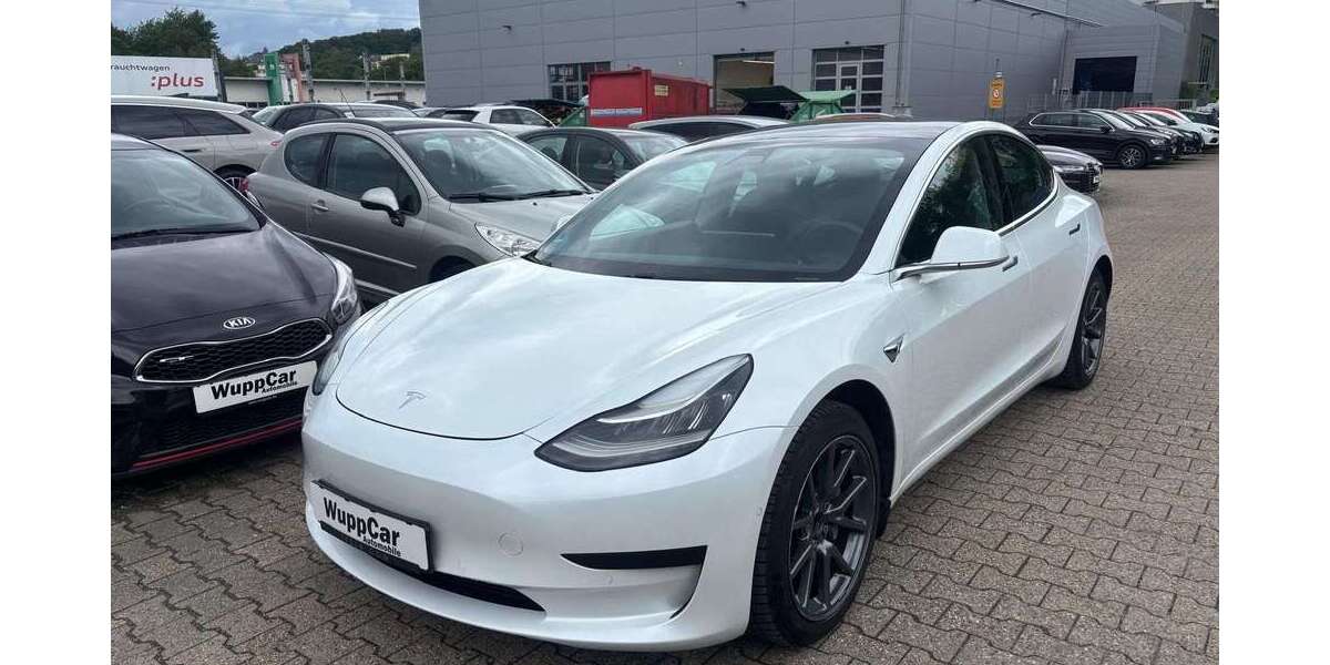 Tesla Model 3 256.000 km 9.990 &euro; Wuppertal 42109