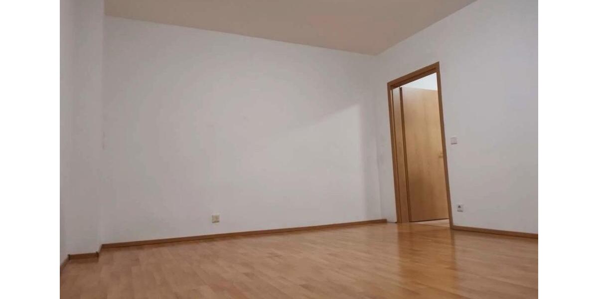 Dachgeschoßwohnung Wuppertal Gemarkung Langerfeld - 3 Zimmer, 76 m&sup2;, 500&euro; | Angebot:26364786