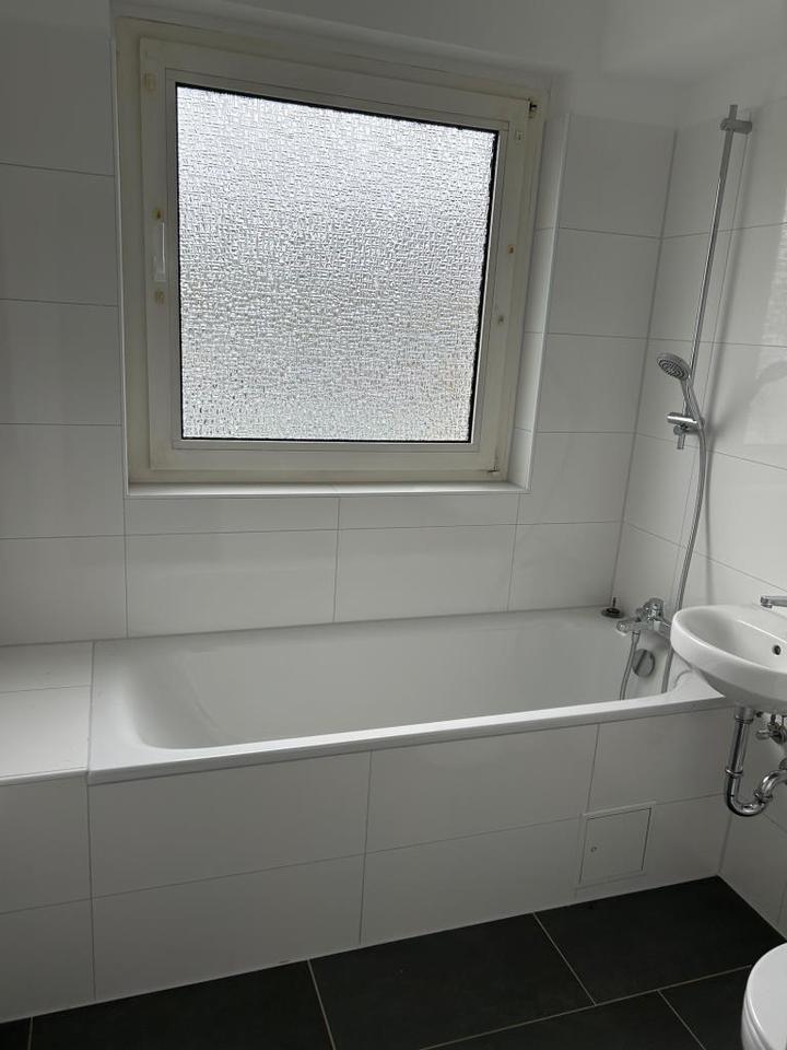 Erstbezug nach Sanierung - 3 Zimmer im Erdgeschoss zimmer