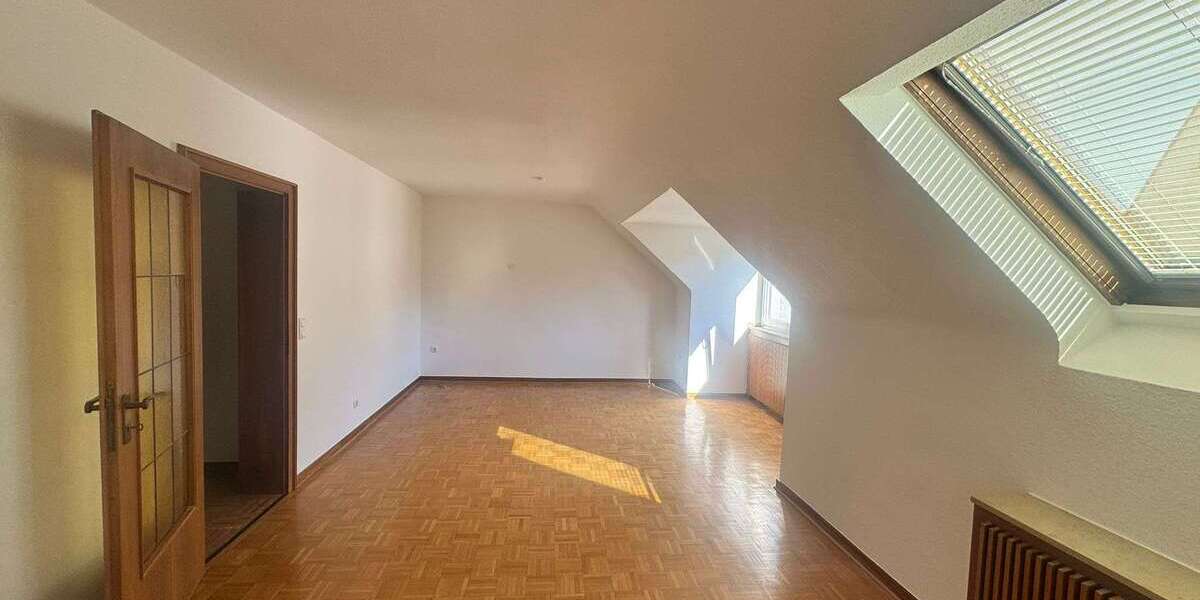 Etagenwohnung Mülheim an der Ruhr Menden-Holthausen - 2.5 Zimmer, 69 m&sup2;, 650&euro; | Angebot:26405770