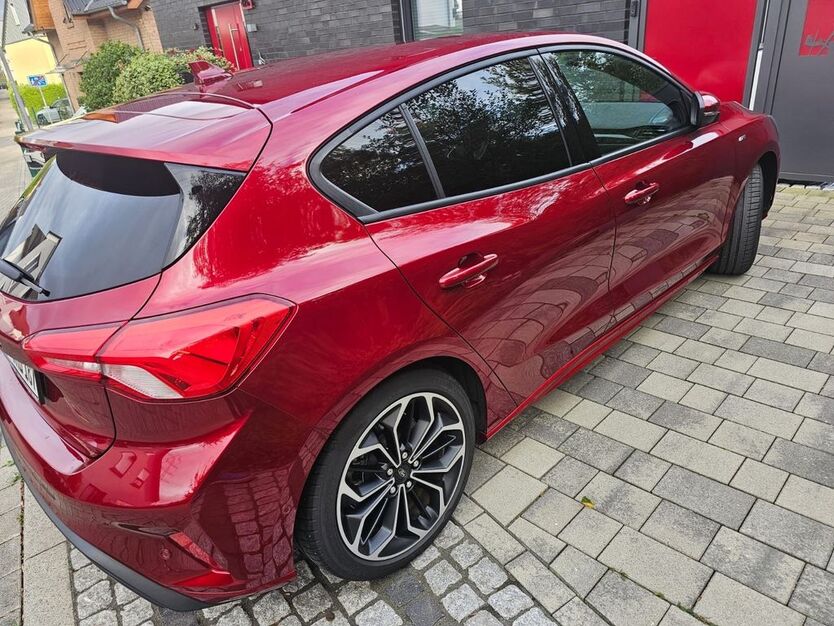 Ford Focus 28.680 km 17.500 € Herne 44651