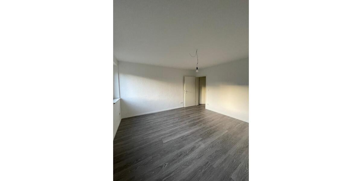 Erdgeschoßwohnung Duisburg Essenberg - 1 Zimmer, 35 m&sup2;, 379&euro; | Angebot:25548125