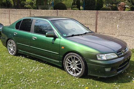 Nissan Primera 231.000 km 5.900 &euro; Duisburg 47198