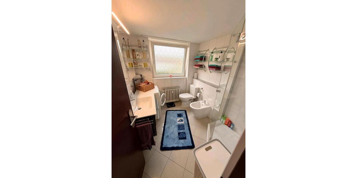 Etagenwohnung Ratingen - 3 Zimmer, 82 m&sup2;, 305.000&euro; | Angebot:26945394