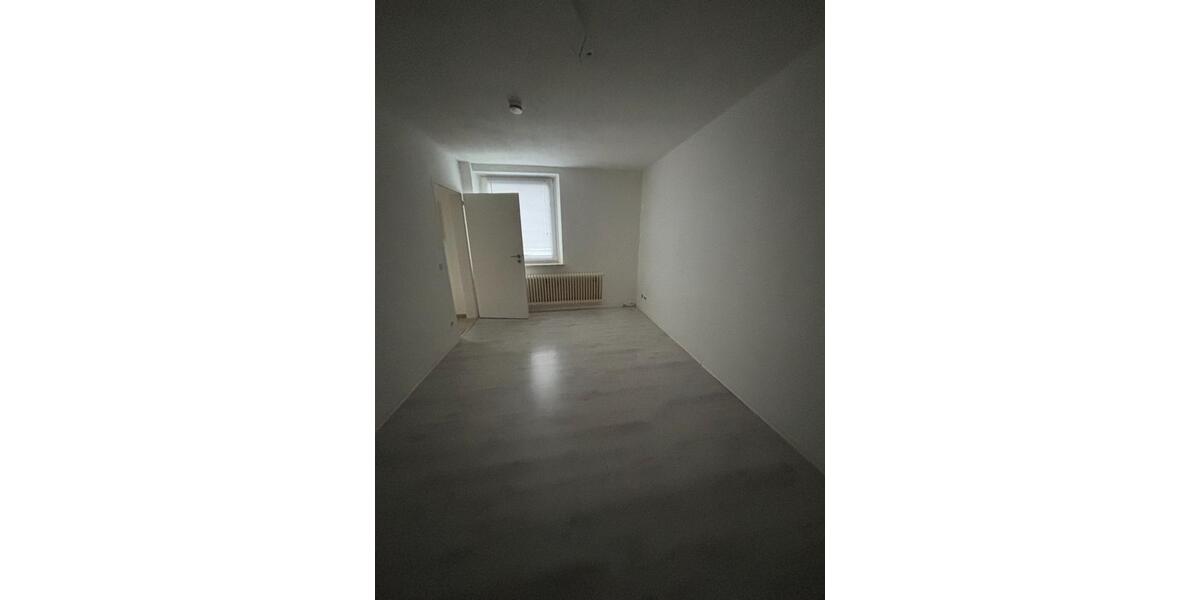 Erdgeschoßwohnung Oberhausen - 3.5 Zimmer, 64 m&sup2;, 445&euro; | Angebot:25438693