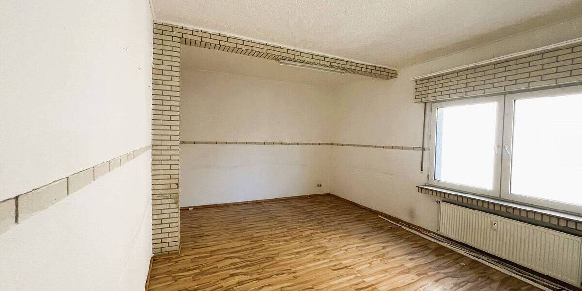 Etagenwohnung Mülheim an der Ruhr Styrum - 5 Zimmer, 111 m&sup2;, 170.000&euro; | Angebot:23982409