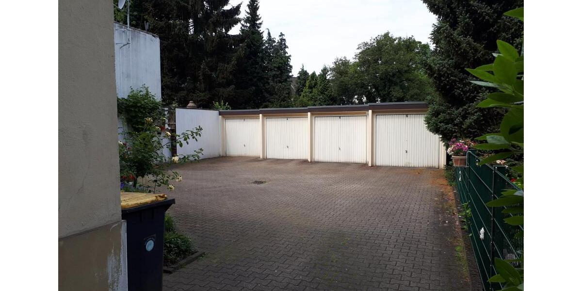 Freistehendes Doppelhaus 8 zimmer