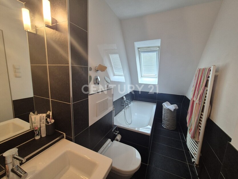 Repräsentatives Wohnen in guter Nachbarschaft 3 zimmer