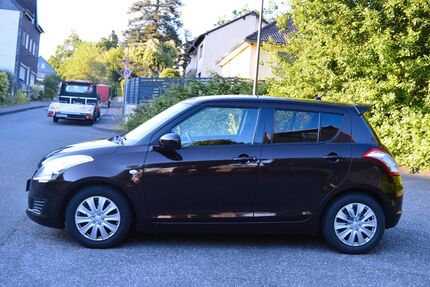 Suzuki Swift 135.000 km 4.890 &euro; Wuppertal 42279