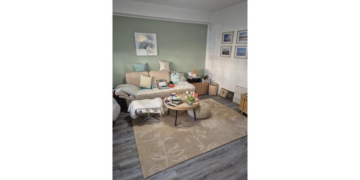 Erdgeschoßwohnung Essen Stadtbezirk III - 2 Zimmer, 83 m&sup2;, 780&euro; | Angebot:26380168