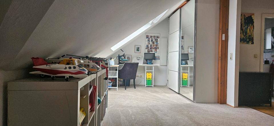 Große und helle Penthouse Wohnung zu verkaufen modernisiert zimmer