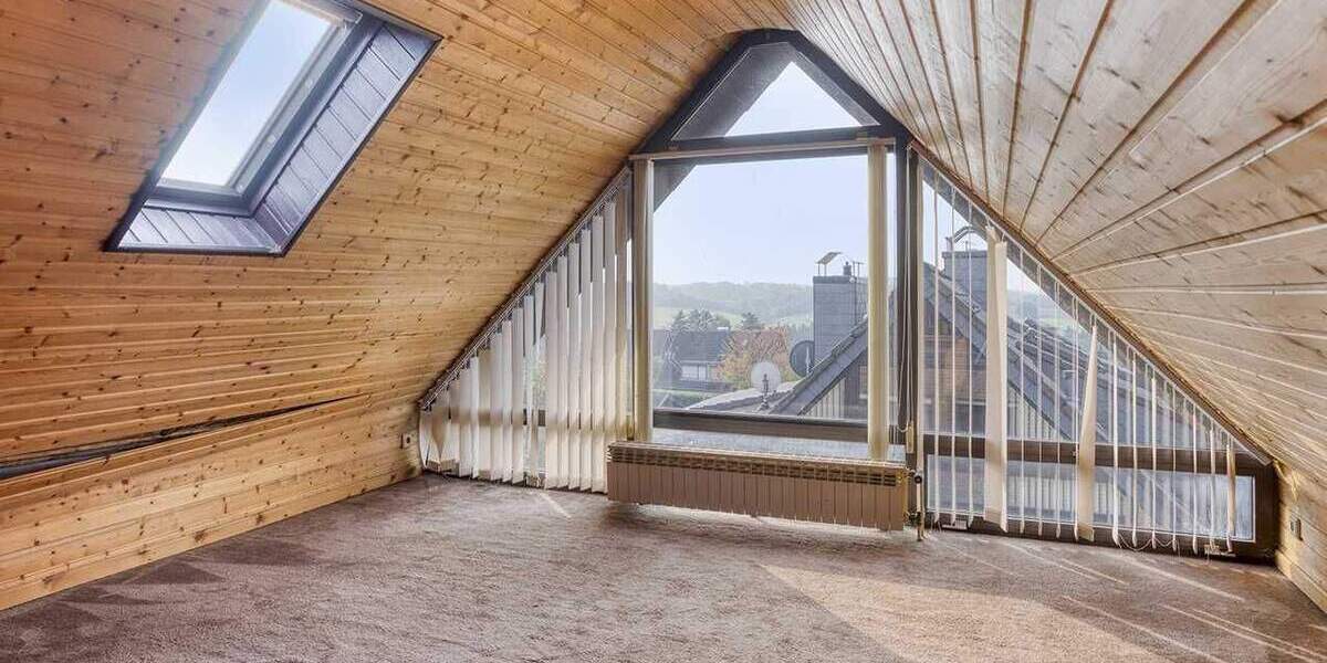 Attraktive Doppelhaushälfte mit Garage und Gartenidylle in Ratingen-Homberg 5 zimmer