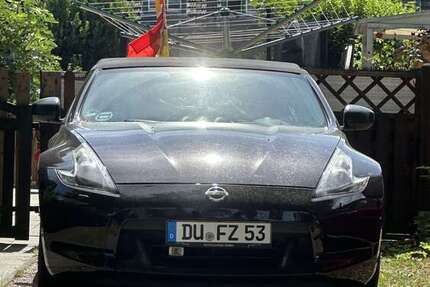 Nissan 370Z 68.000 km 28.000 € Duisburg 47198