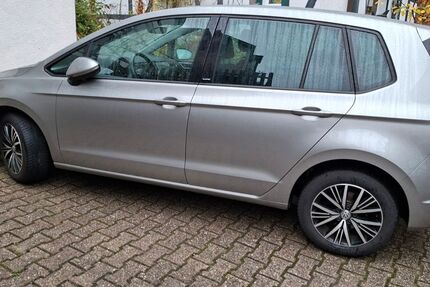 VW Golf Sportsvan 127.000 km 9.250 &euro; Herdecke 58313